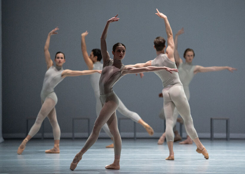 Forsythe/Clug/McGregor - William Forsythe: The Second Detail. (Balet ND Praha). Foto:  Serghei Gherciu.